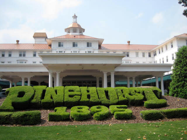 Pinerhurst Entry Shrubs Golf Vacation
