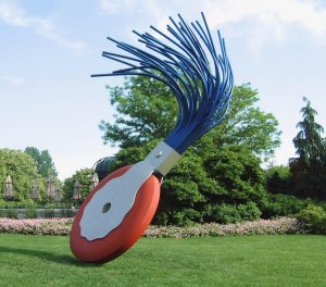 CLAES OLDENBURG’S "TYPEWRITER ERASER, SCALE X” IN THE SCULPTURE GARDEN OF NATIONAL GALLERY OF ART in Washington D.C.